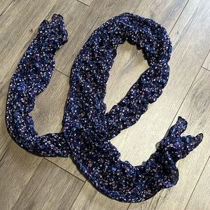 105in Lightweight Floral Scarf/Wrap